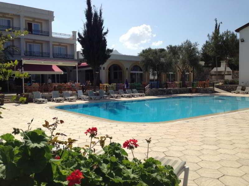 Sammy'S Kyrenia Boutique Hotel & Pool Exterior foto