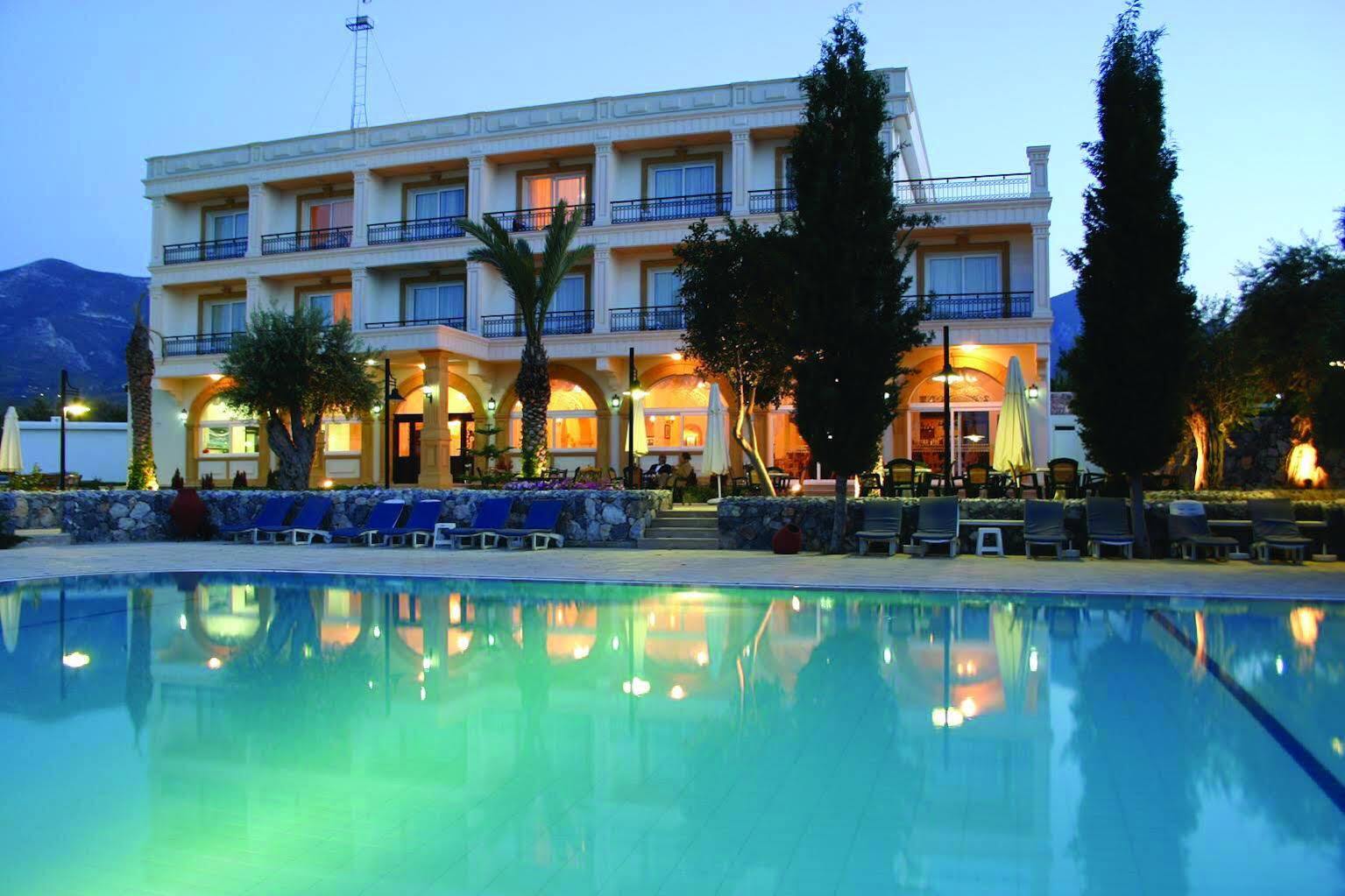 Sammy'S Kyrenia Boutique Hotel & Pool Exterior foto